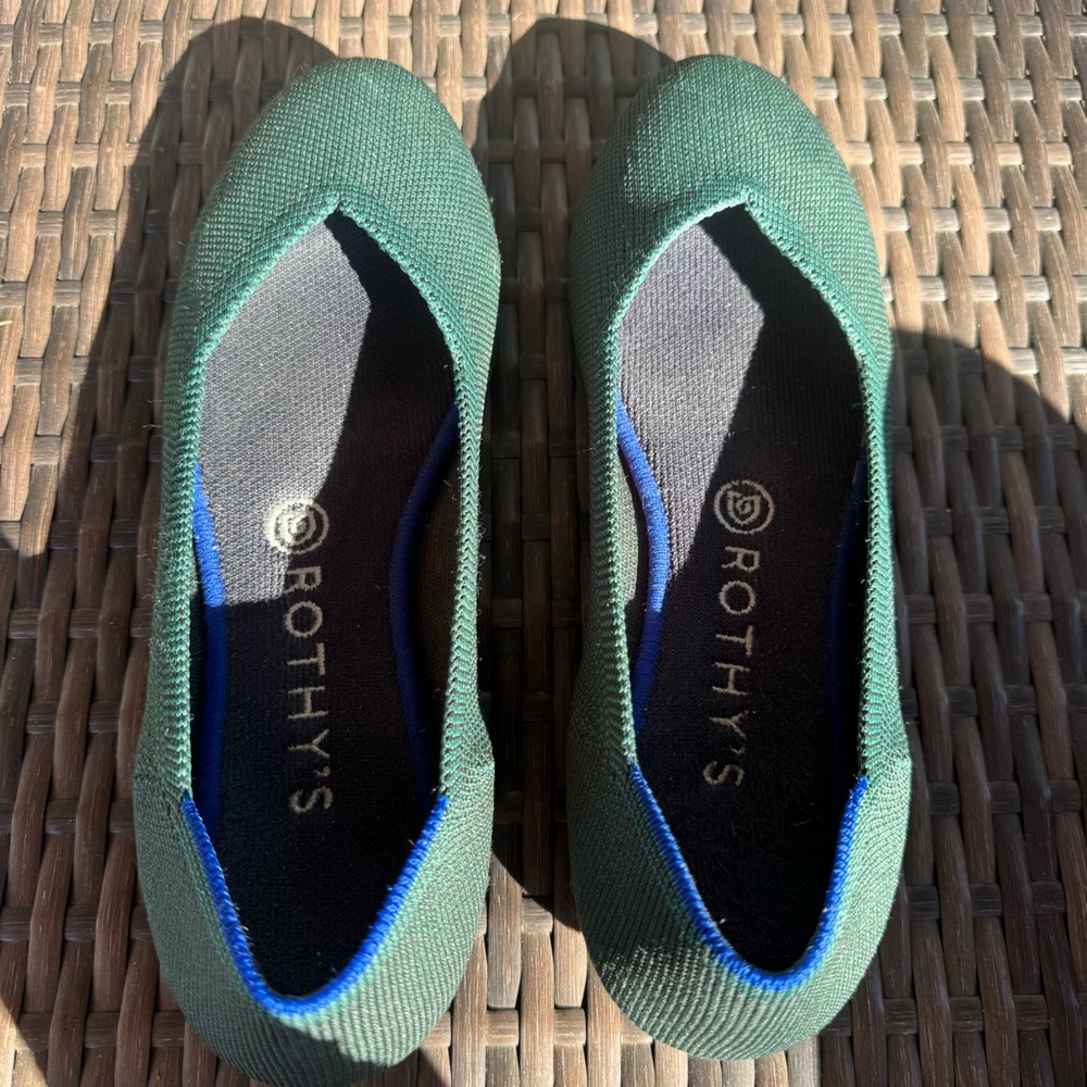 Dark Emerald Green Round Toe Rothy’s Flat 8.5 Women